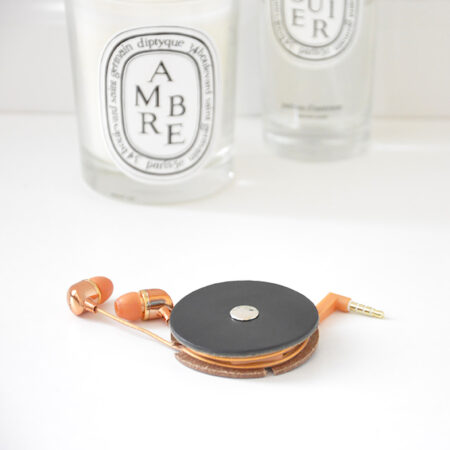 Enrouleur ecouteurs cables en cuir Mazzarino